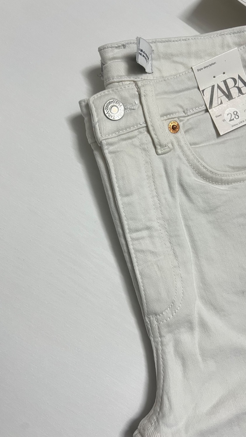 شلوار سفید فلر کات zara